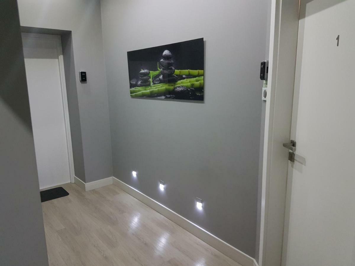 Apartamenty Lazurowy I Sloneczny Z Darmowym Parkingiem Strzezonym เยเลเนียกูรา ภายนอก รูปภาพ